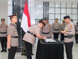 Kapolda Kalbar Pimpin Sertijab, Ajak Pejabat Baru Bawa Angin Segar Lewat Kolaborasi & Inovasi