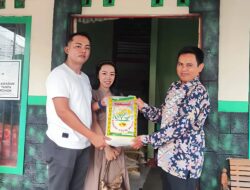 Andrea Anggana dan Sejumlah Media Pontianak Tebar Kasih di Panti Asuhan Tunas Melati
