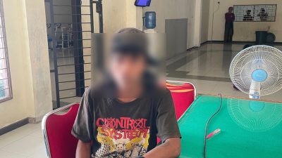 Satpol PP Pontianak Amankan Dua Gepeng di Lampu Merah, Gunakan Modus Bersihkan Kaca Mobil